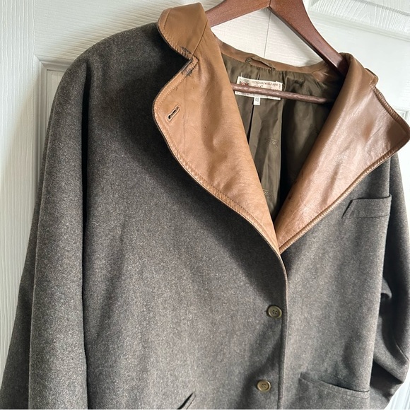 Vintage Gucci Wool blazer Leather Trim 48 Dolman Sleeve - Picture 2 of 15